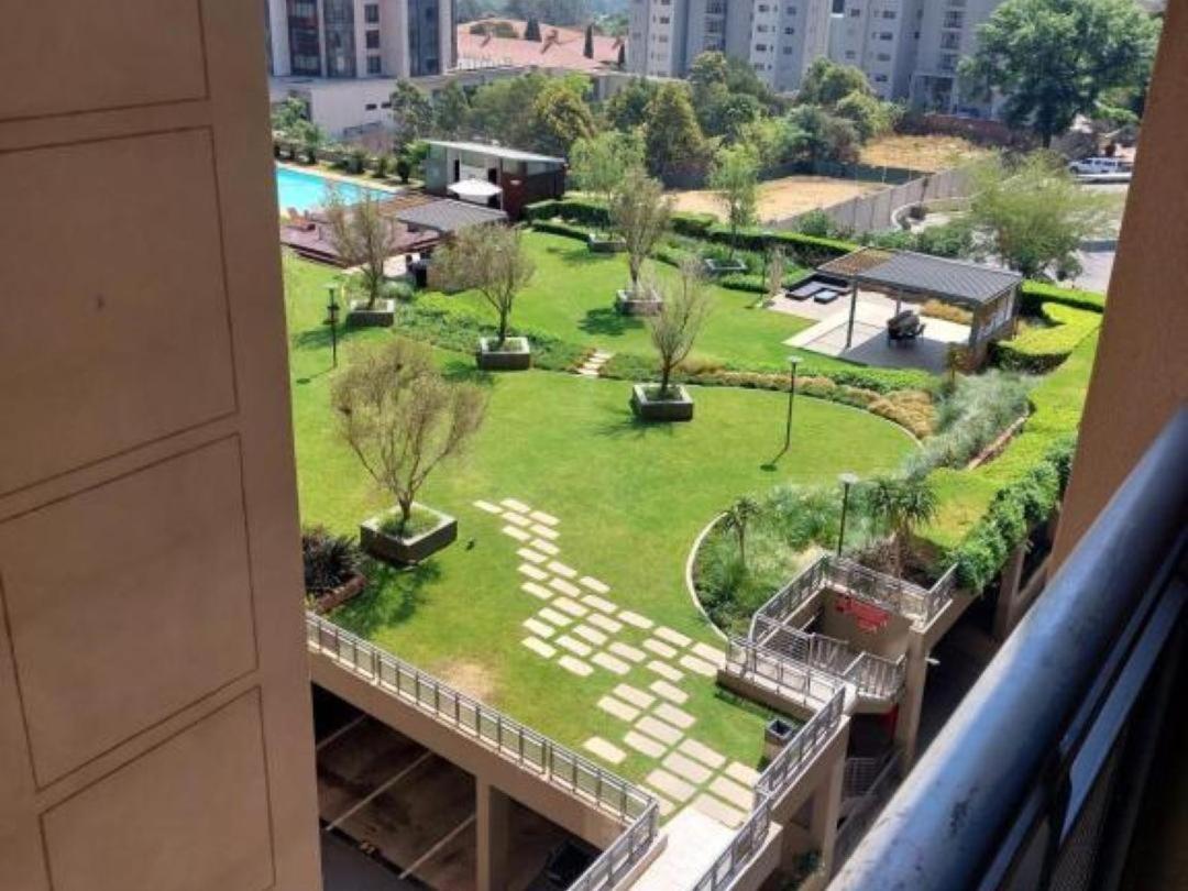 Emabheleni Executive Suites Westpoint Johannesburg Eksteriør bilde