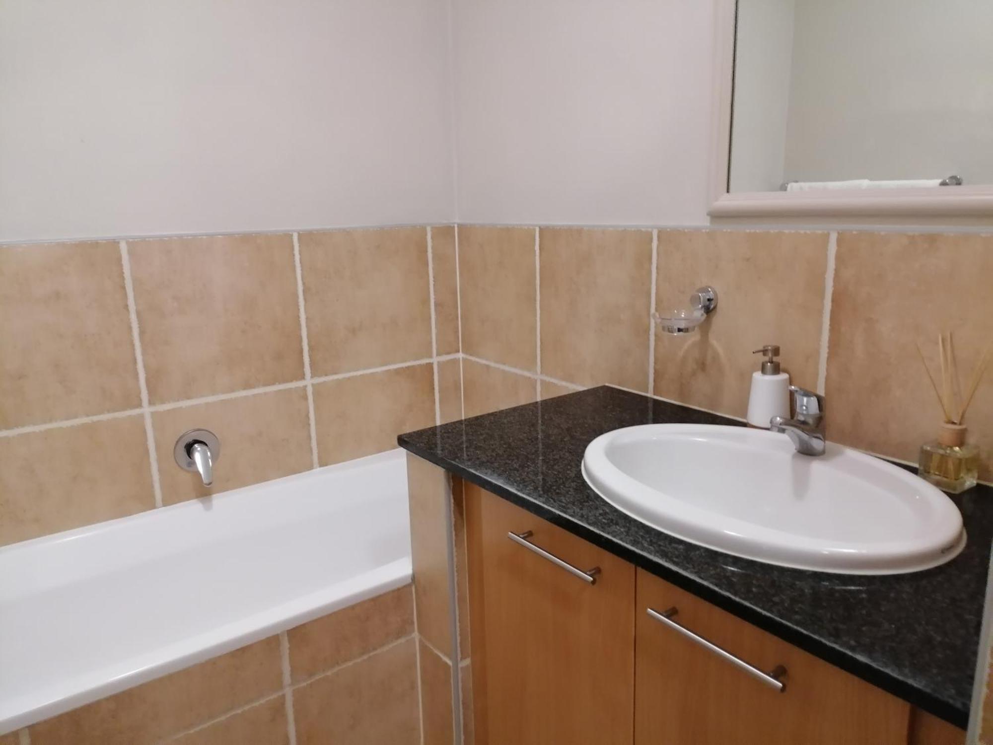 Emabheleni Executive Suites Westpoint Johannesburg Eksteriør bilde
